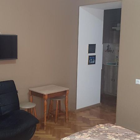 Apartment Izabella Tbilisi Kamer foto