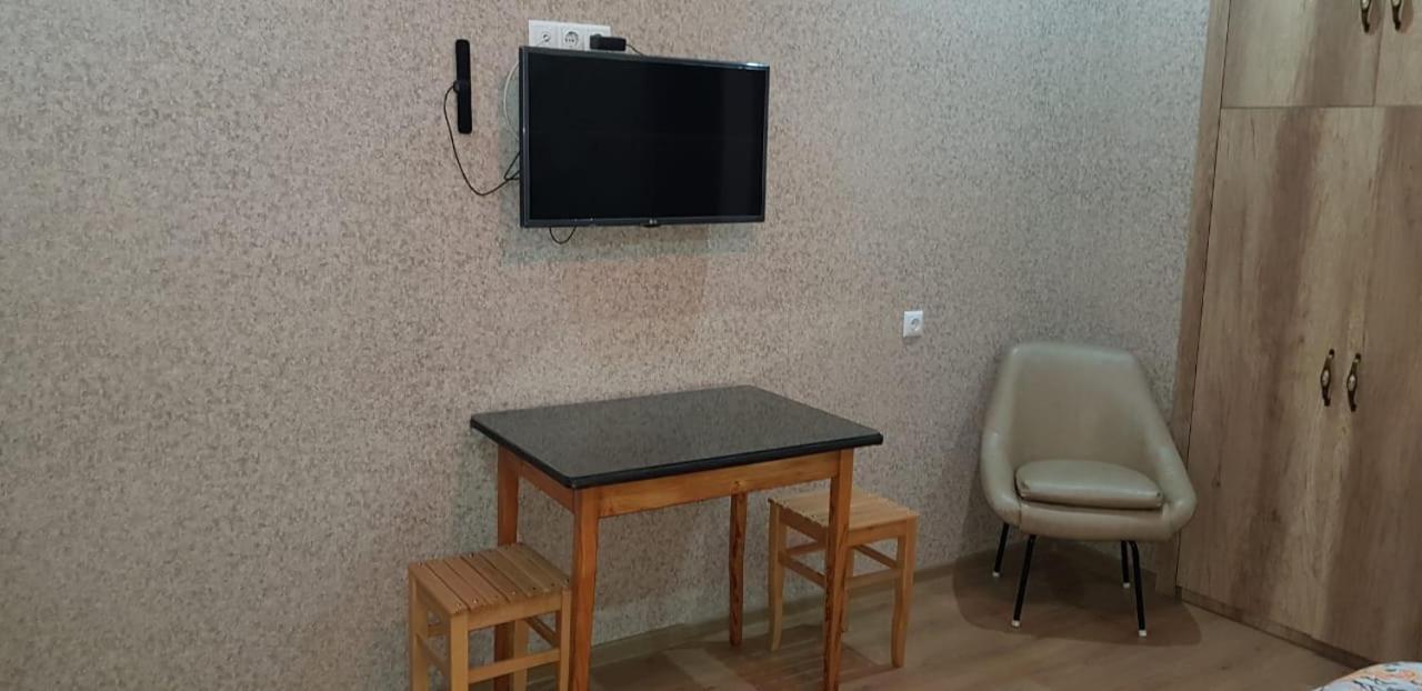 Apartment Izabella Tbilisi Buitenkant foto
